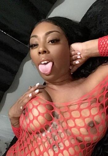 Sadie, 25  female escort, Chico