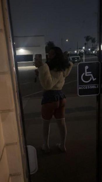 Yazmyn, 20  female escort, Chico
