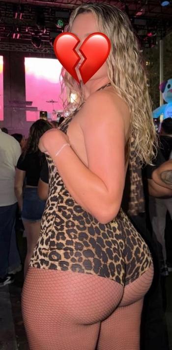 304-519-6937, 28  female escort, Chico