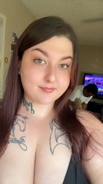 Marie, 25  female escort, Chico